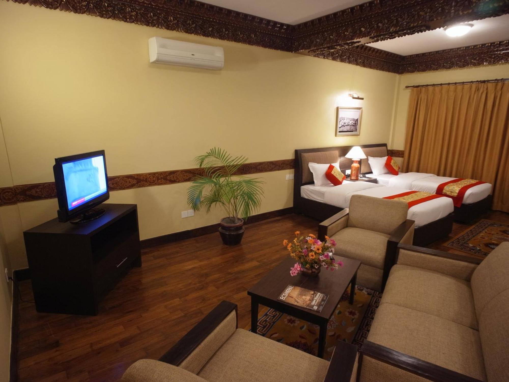 Hotel Tibet International Kathmandu Exterior photo