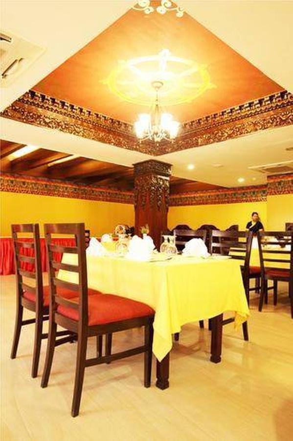 Hotel Tibet International Kathmandu Exterior photo